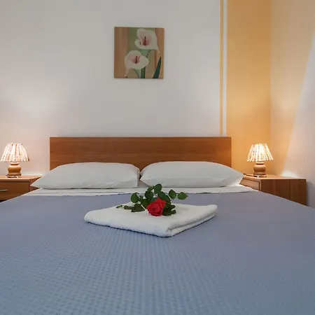 Emi By Interhome Бибинье