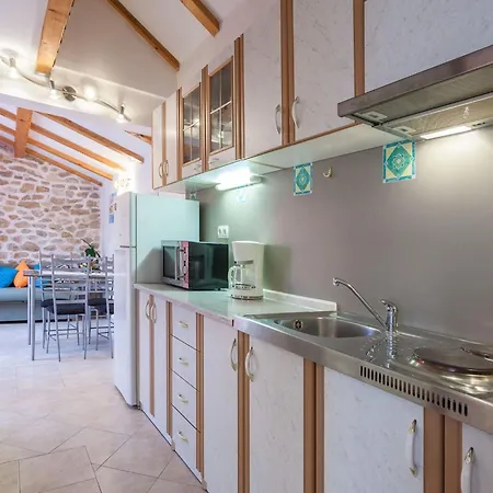 Emi By Interhome *