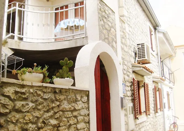 Emi By Interhome Дом отдыха *