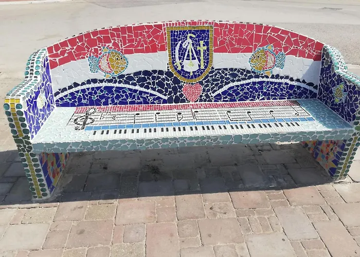 Emi By Interhome Vikendica